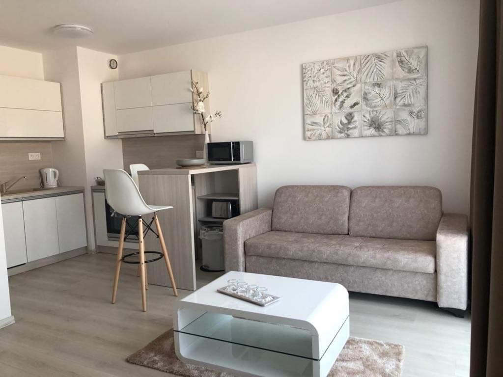 Urban Residence C707, Free Garage Parking 브라티슬라바 외부 사진